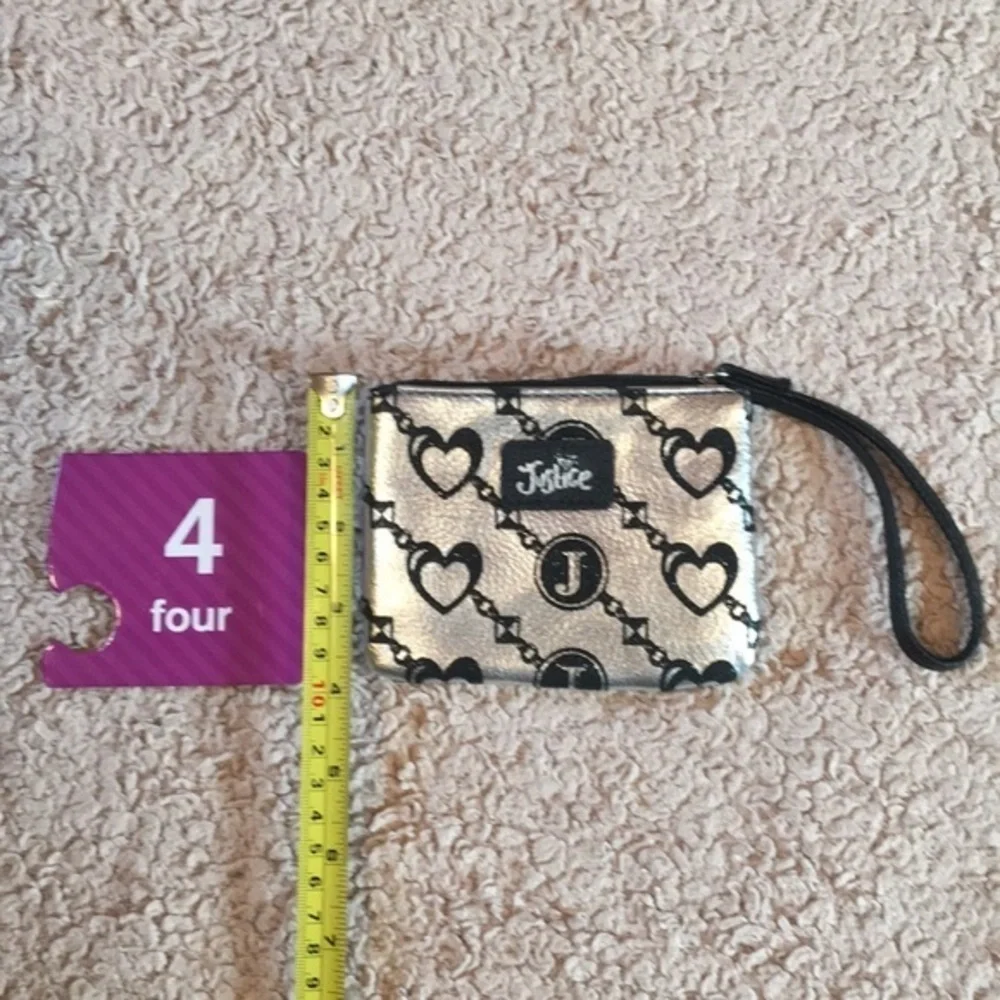 🔥4/$20 NWOT JUSTICE Wristlet